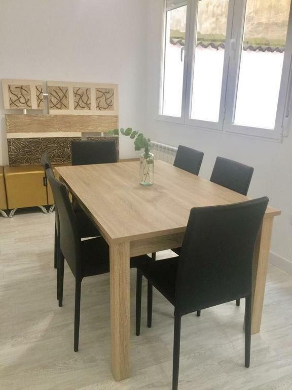Apartamento Avenida De Portugal Logrono Exterior photo